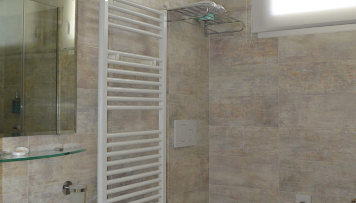 CAMERA SUPERIOR CON TERRAZZO VISTA MARE